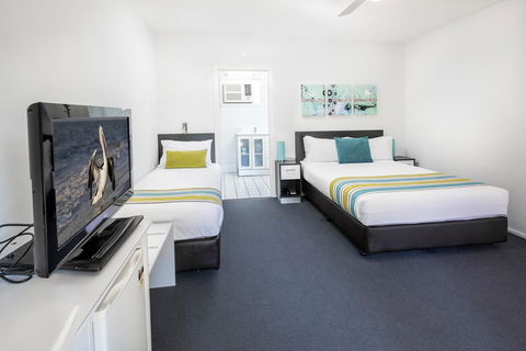 The Beach Motel Hervey Bay - Holiday Sunshine Coast 31