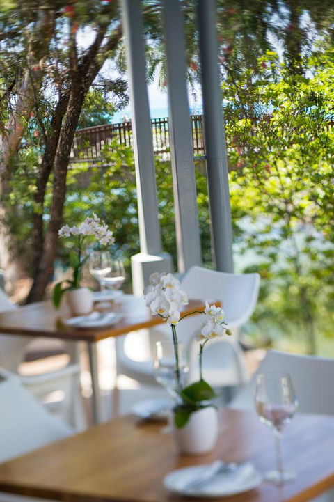 Heart Hotel And Gallery Whitsundays - Sunshine Coast Tourism 20