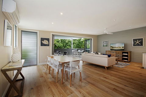 Jacaranda Noosa - Holiday Sunshine Coast 21