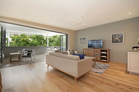 Jacaranda Noosa - Holiday Sunshine Coast 13