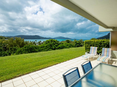 Beach Lodges - Sunshine Coast Tourism 24