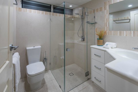 Beach Lodges - Sunshine Coast Tourism 41