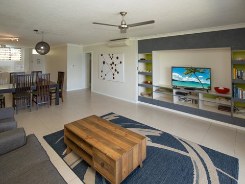 Beach Lodges - Sunshine Coast Tourism 13