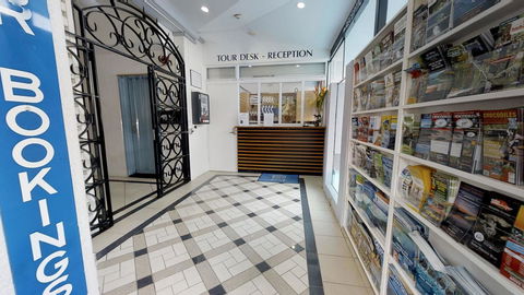 Silkari The Pavilions - Holiday Sunshine Coast 5