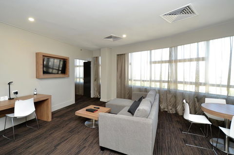 Hotel Grand Chancellor Townsville - Sunshine Coast Tourism 0