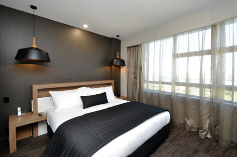 Hotel Grand Chancellor Townsville - Sunshine Coast Tourism 5