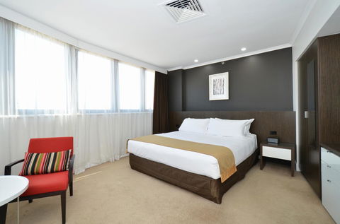 Hotel Grand Chancellor Townsville - Sunshine Coast Tourism 1