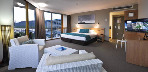 Pacific Hotel Cairns - Sunshine Coast Tourism 42