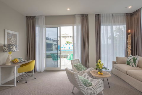 Pacific Hotel Cairns - Sunshine Coast Tourism 6