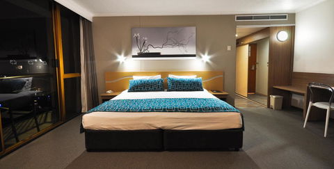 Pacific Hotel Cairns - Sunshine Coast Tourism 43