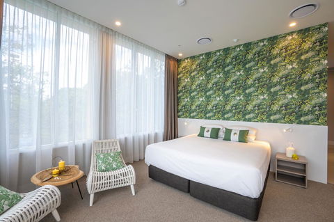 Pacific Hotel Cairns - Sunshine Coast Tourism 0