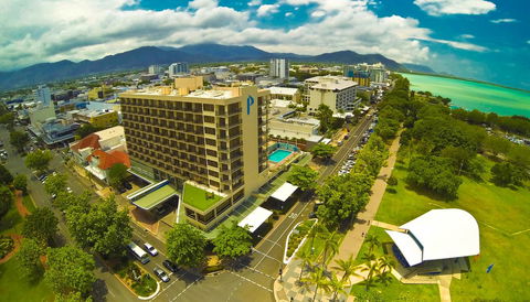 Pacific Hotel Cairns - Sunshine Coast Tourism 28