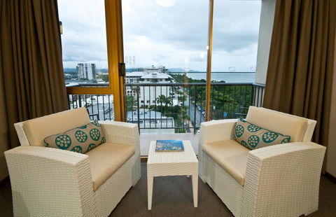 Pacific Hotel Cairns - Sunshine Coast Tourism 4