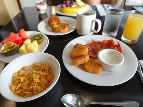 Pacific Hotel Cairns - Sunshine Coast Tourism 14