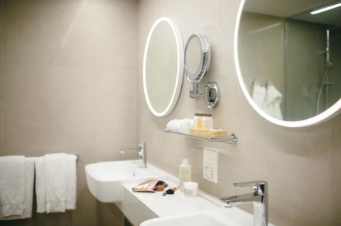 Pacific Hotel Cairns - Sunshine Coast Tourism 27