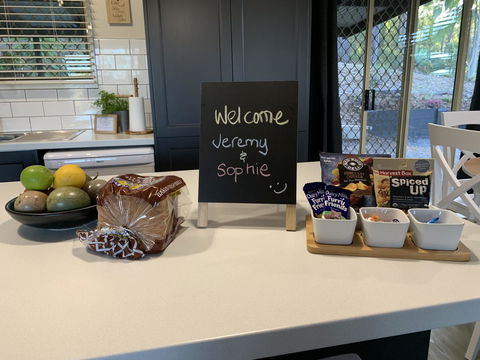 Bed & Breakfast 1 Bedroom Guest House - Sunshine Coast Tourism 16