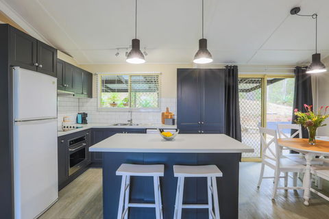 Bed & Breakfast 1 Bedroom Guest House - Sunshine Coast Tourism 10