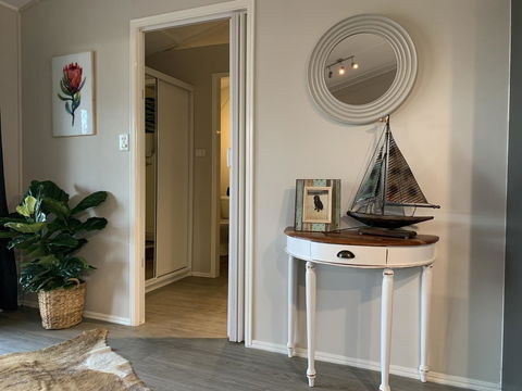 Bed & Breakfast 1 Bedroom Guest House - Sunshine Coast Tourism 8