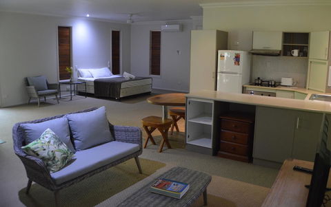 Eco Village Mission Beach - Sunshine Coast Tourism 18