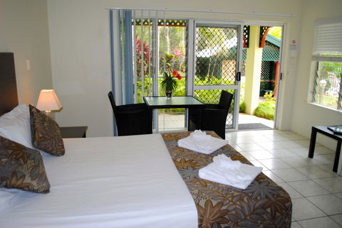 The Port Douglas Queenslander - Holiday Sunshine Coast 42