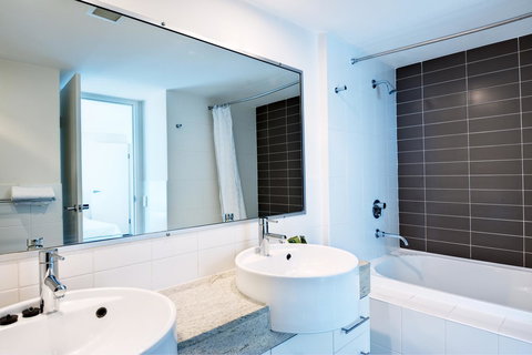 The Point Resort - Sunshine Coast Tourism 1