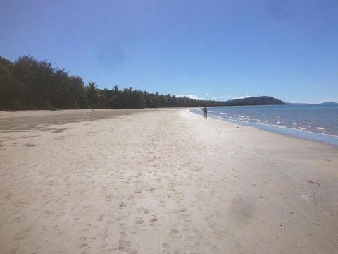 [ ANDY'S BEACH HOUSE ] - Sunshine Coast Tourism 2