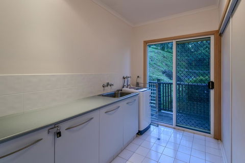 Bella Vista On Nara Pets Welcome - Sunshine Coast Tourism 19