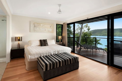 Shorelines - Sunshine Coast Tourism 4