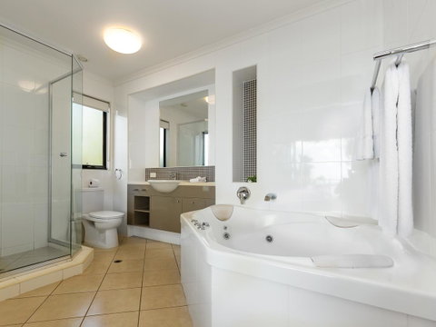 Shorelines - Sunshine Coast Tourism 40