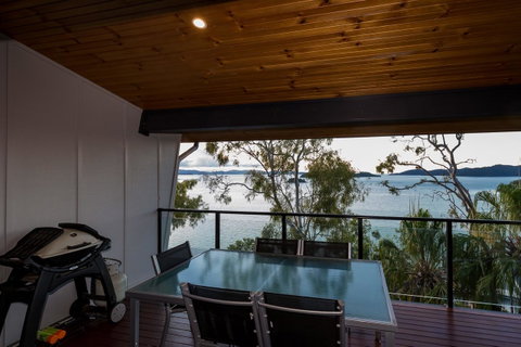 Shorelines - Sunshine Coast Tourism 33