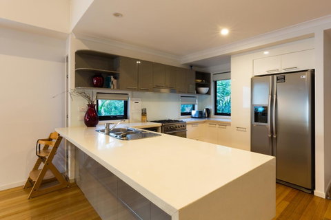 Shorelines - Sunshine Coast Tourism 36