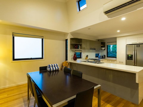 Shorelines - Sunshine Coast Tourism 22