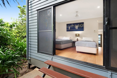 Shorelines - Sunshine Coast Tourism 8