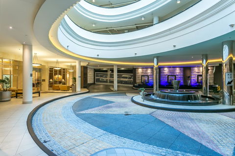 Mantra Towers Of Chevron - Sunshine Coast Tourism 5