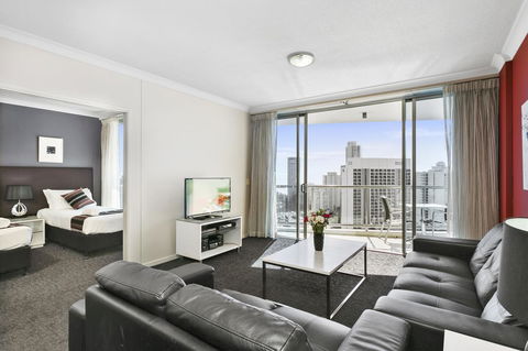 Mantra Towers Of Chevron - Sunshine Coast Tourism 20