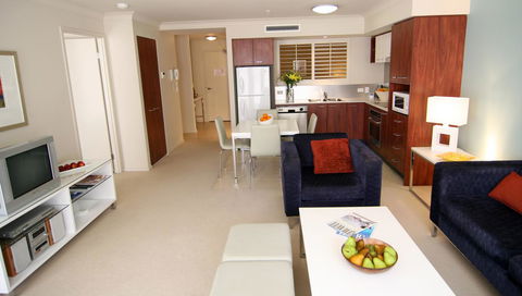 Mantra Towers Of Chevron - Sunshine Coast Tourism 15