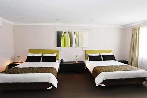Drovers Motor Inn - Sunshine Coast Tourism 10