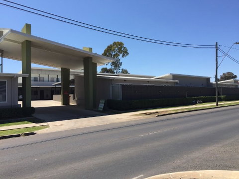Drovers Motor Inn - Sunshine Coast Tourism 18