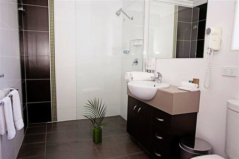 Drovers Motor Inn - Sunshine Coast Tourism 3