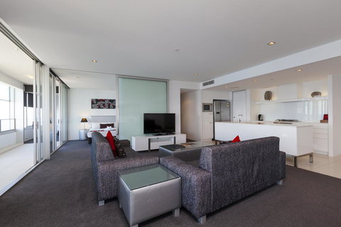 Q1 Resort & Spa - Official - Sunshine Coast Tourism 38