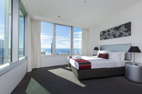 Q1 Resort & Spa - Official - Sunshine Coast Tourism 25
