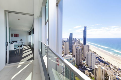 Q1 Resort & Spa - Official - Sunshine Coast Tourism 5