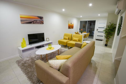 Direct Collective - Breeze On Brightwater - Holiday Sunshine Coast 0