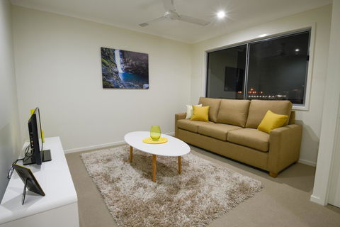 Direct Collective - Breeze On Brightwater - Holiday Sunshine Coast 9