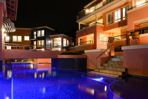Martinique Whitsunday Resort - Sunshine Coast Tourism 13