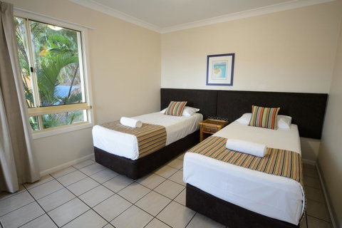 Martinique Whitsunday Resort - Sunshine Coast Tourism 38