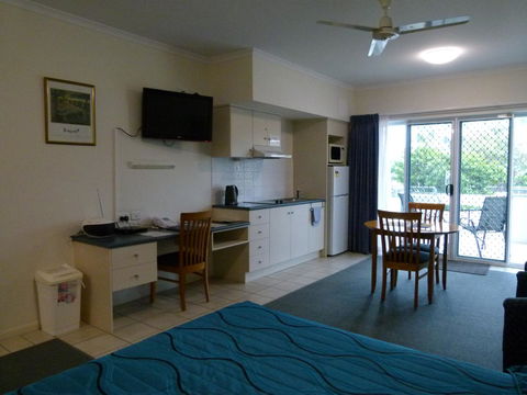 Madison Ocean Breeze Apartments - Holiday Sunshine Coast 22