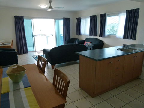 Madison Ocean Breeze Apartments - Holiday Sunshine Coast 25