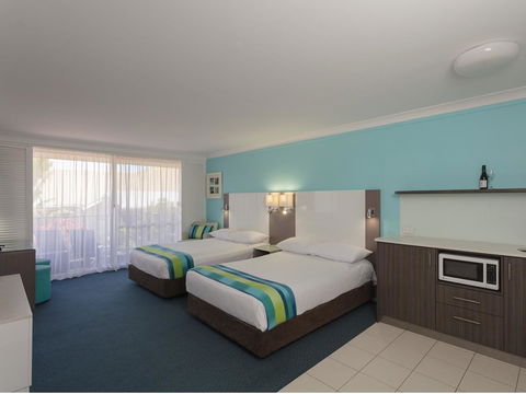 Sea World Resort - Sunshine Coast Tourism 2