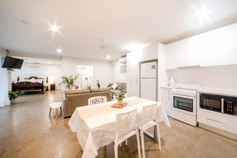 Whitsunday Luxury Homes - Sunshine Coast Tourism 10